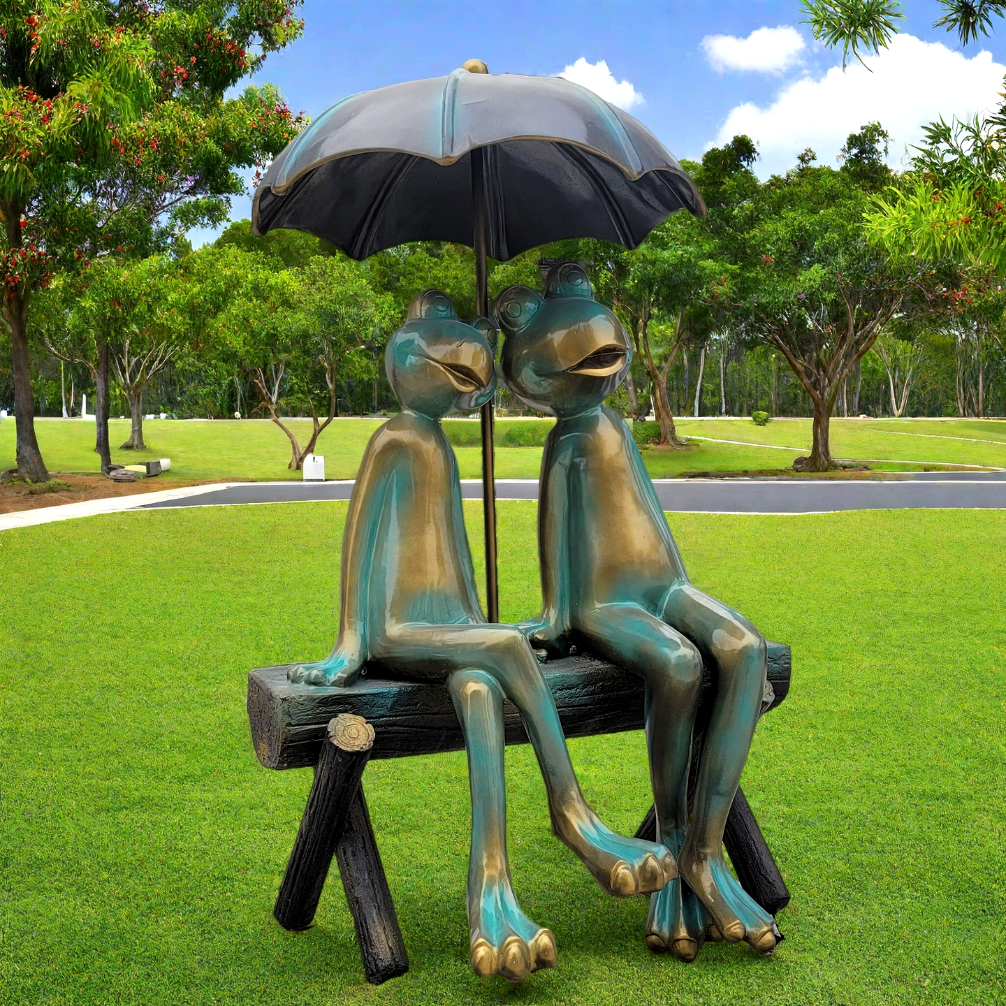 Interesting Frog Statue